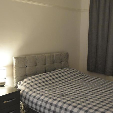 Clarendon House Hotel Luton  Buitenkant foto